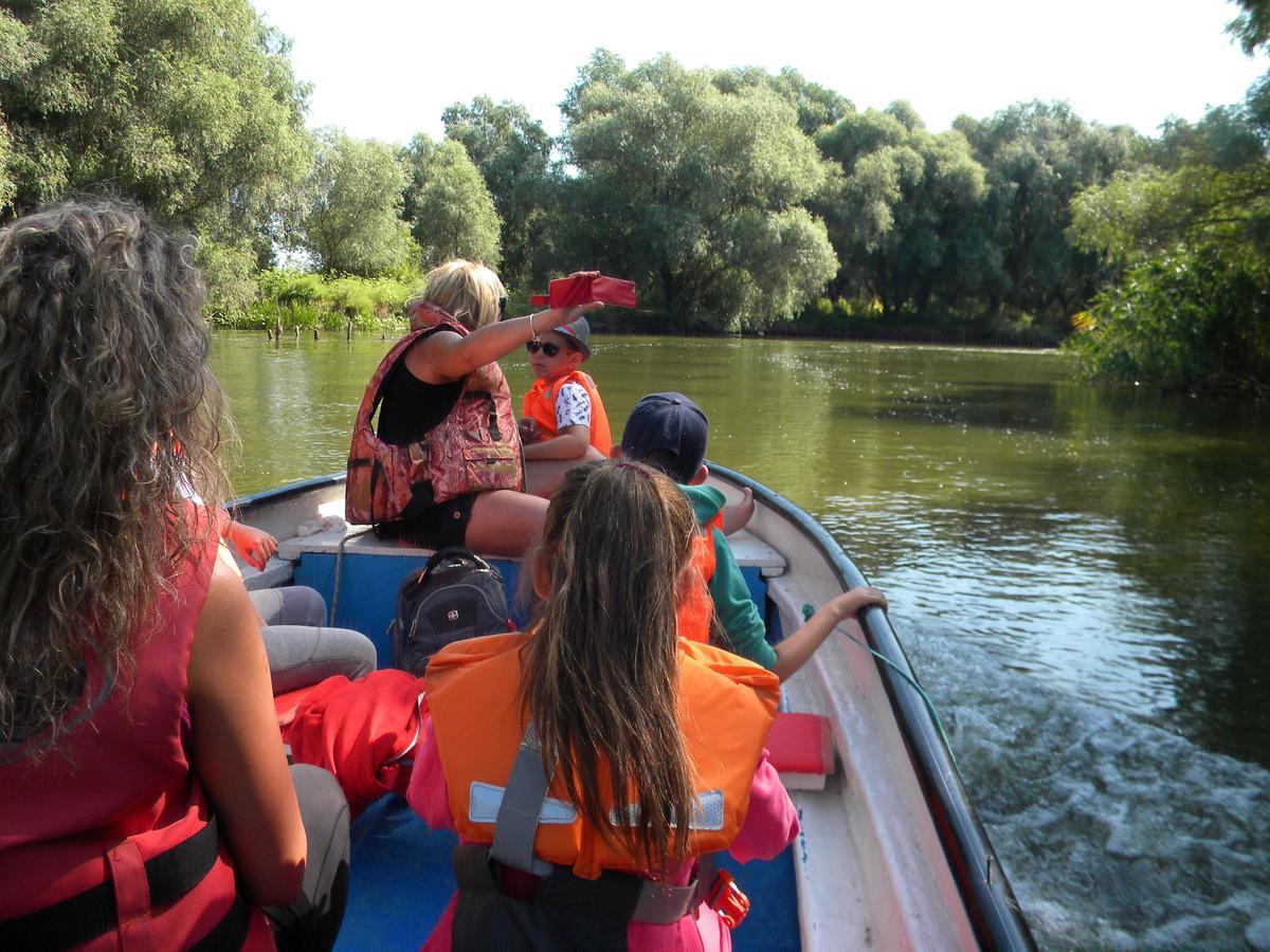 Camping Casuta Mihaela Кришан Екстериор снимка